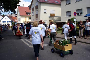 Mitglieder des Partnerschaftsvereins beim Festumzug